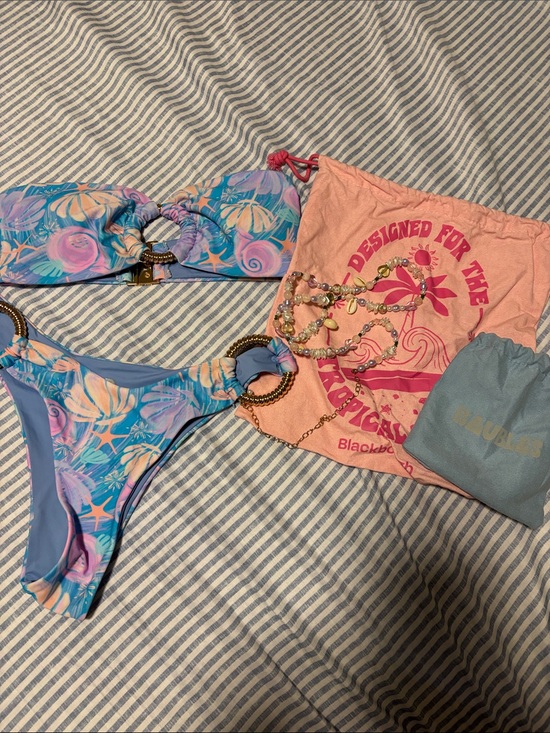 Blackbough Other - BLACKBOUGH Shell Print Bikini Set with Gold Rings wore once great condition